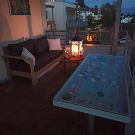 Deluxe Apartment *